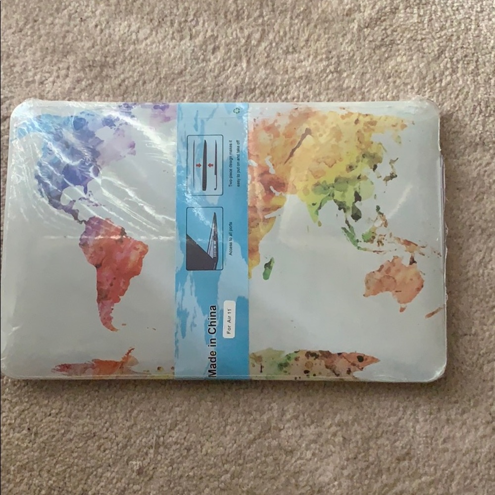 World Map Macbook Air 11’ case